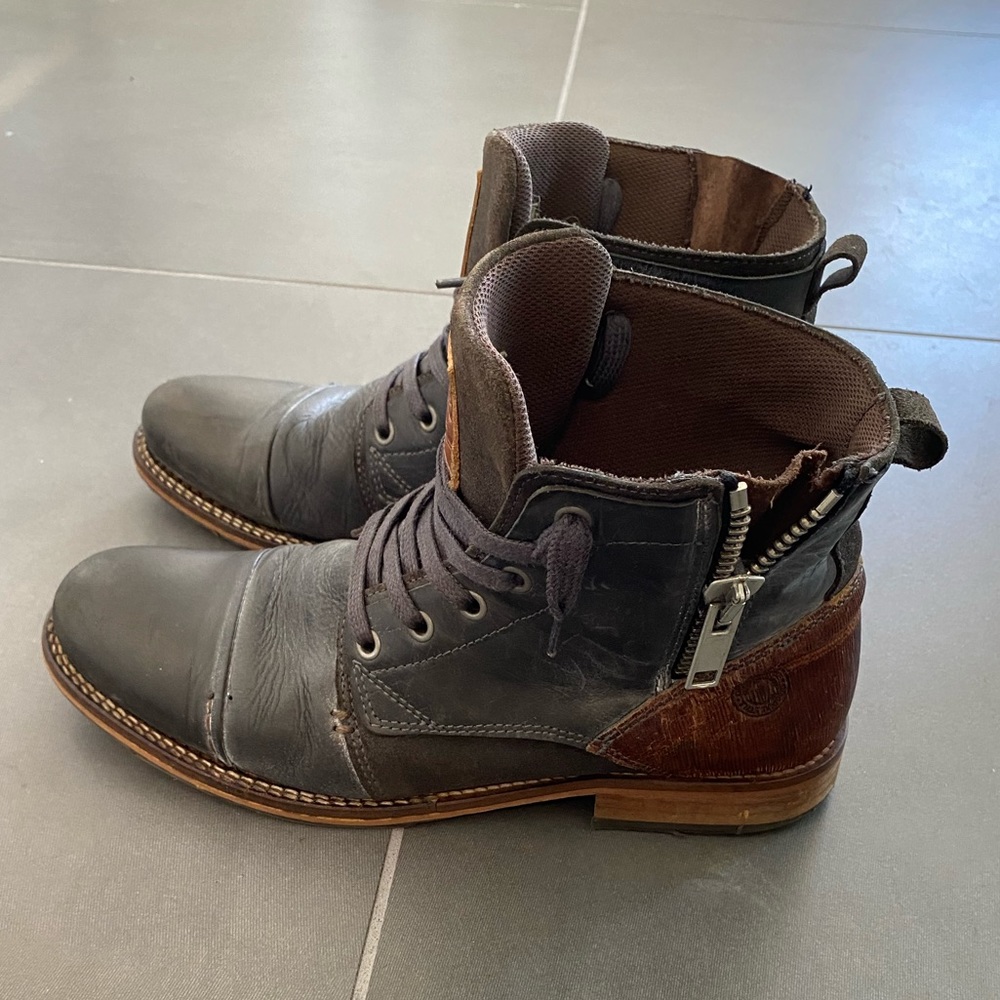 Steve Madden men’s leather booties